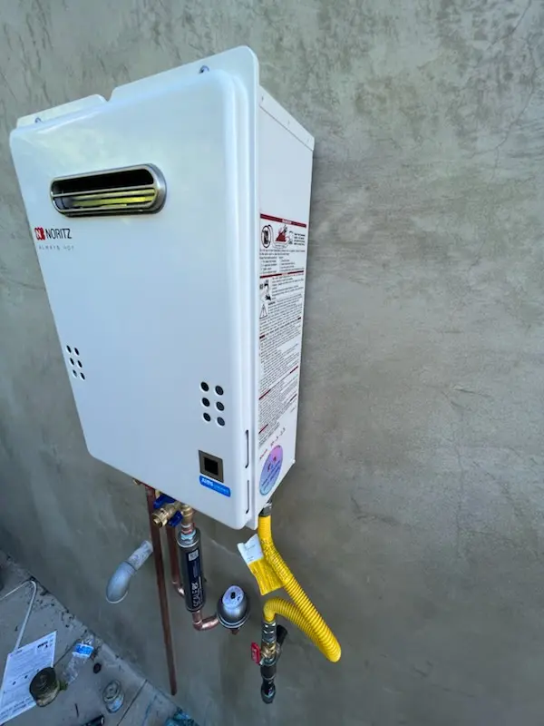 Tankless water heater installation for Del City homes